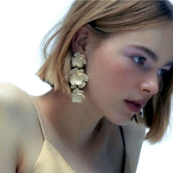 New ZARA Pink Floral Drop Earrings - Picture 2 of 9